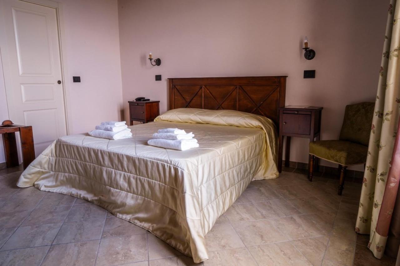 Palazzo Cestari Hotel Montesano sulla Marcellana Extérieur photo