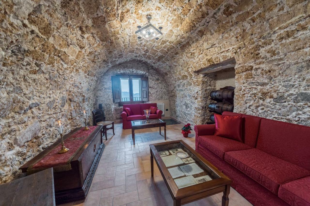 Palazzo Cestari Hotel Montesano sulla Marcellana Extérieur photo