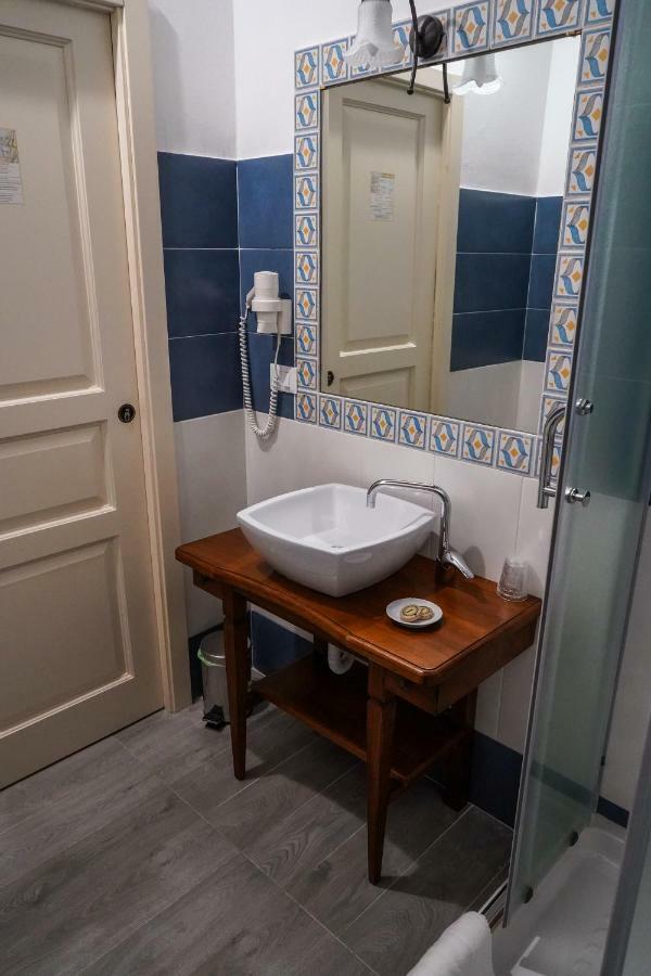 Palazzo Cestari Hotel Montesano sulla Marcellana Extérieur photo